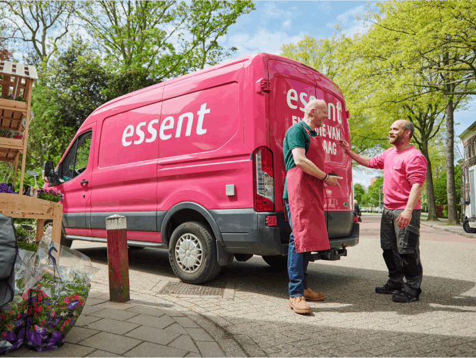 Essent busje die bij slager op bezoek komt voor advies over zakelijk stroom en gas