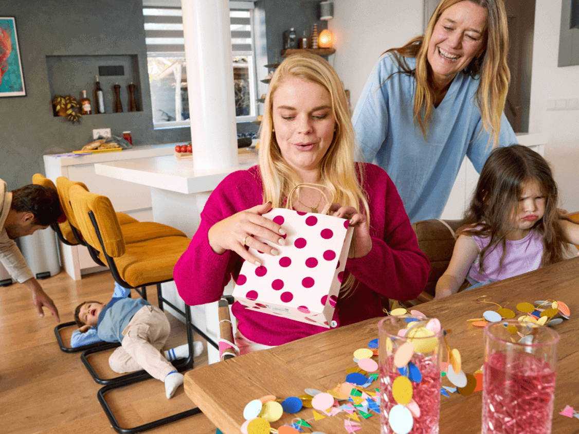 Ontvang een paar keer per jaar een cadeau van Thuisvoordeel