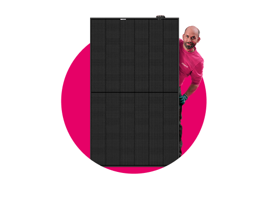 Zonnepaneel op dak – duurzame energieopwekking.