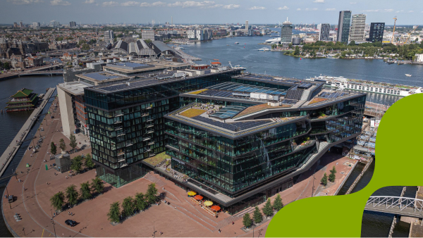 Dronefoto van Oosterdokseiland - project van Essent Infrastructure Solutions